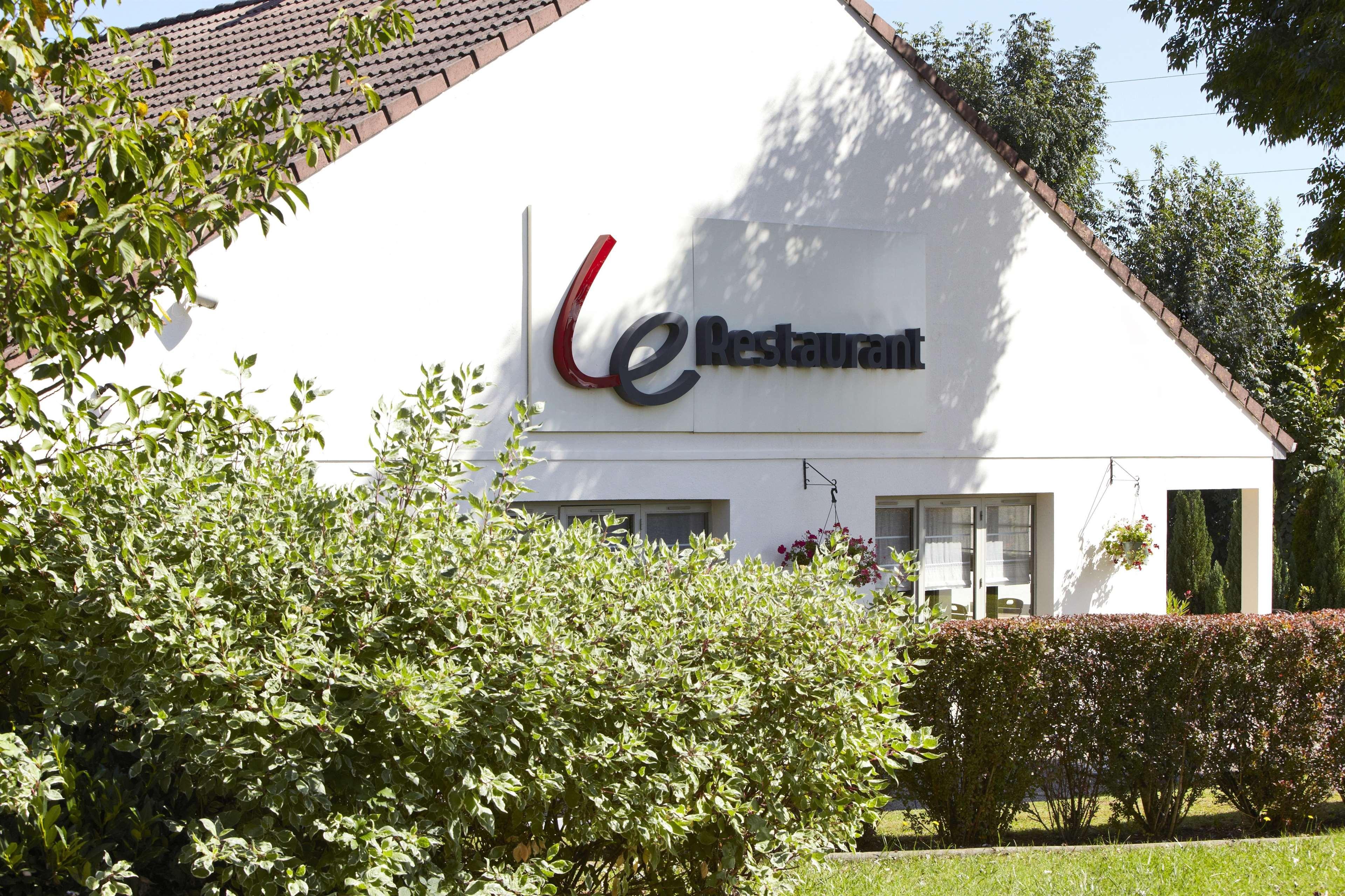 Hotel Campanile Montbéliard - Sochaux Exterior foto